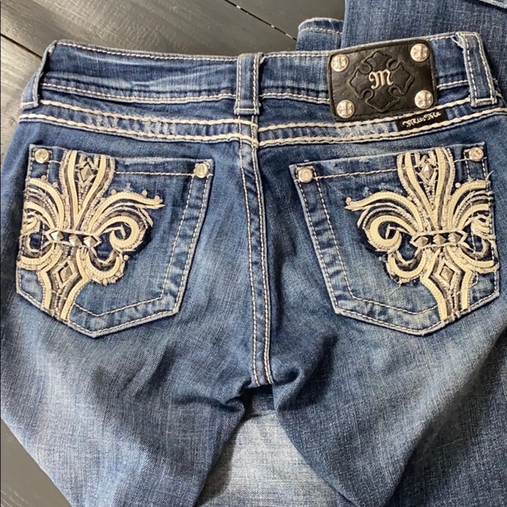 Jeans - Picture 2 of 4